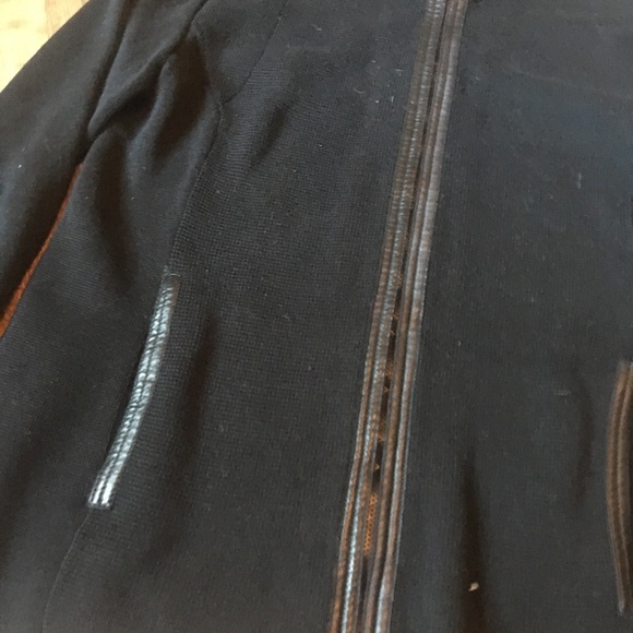 JACKET - Picture 3 of 5